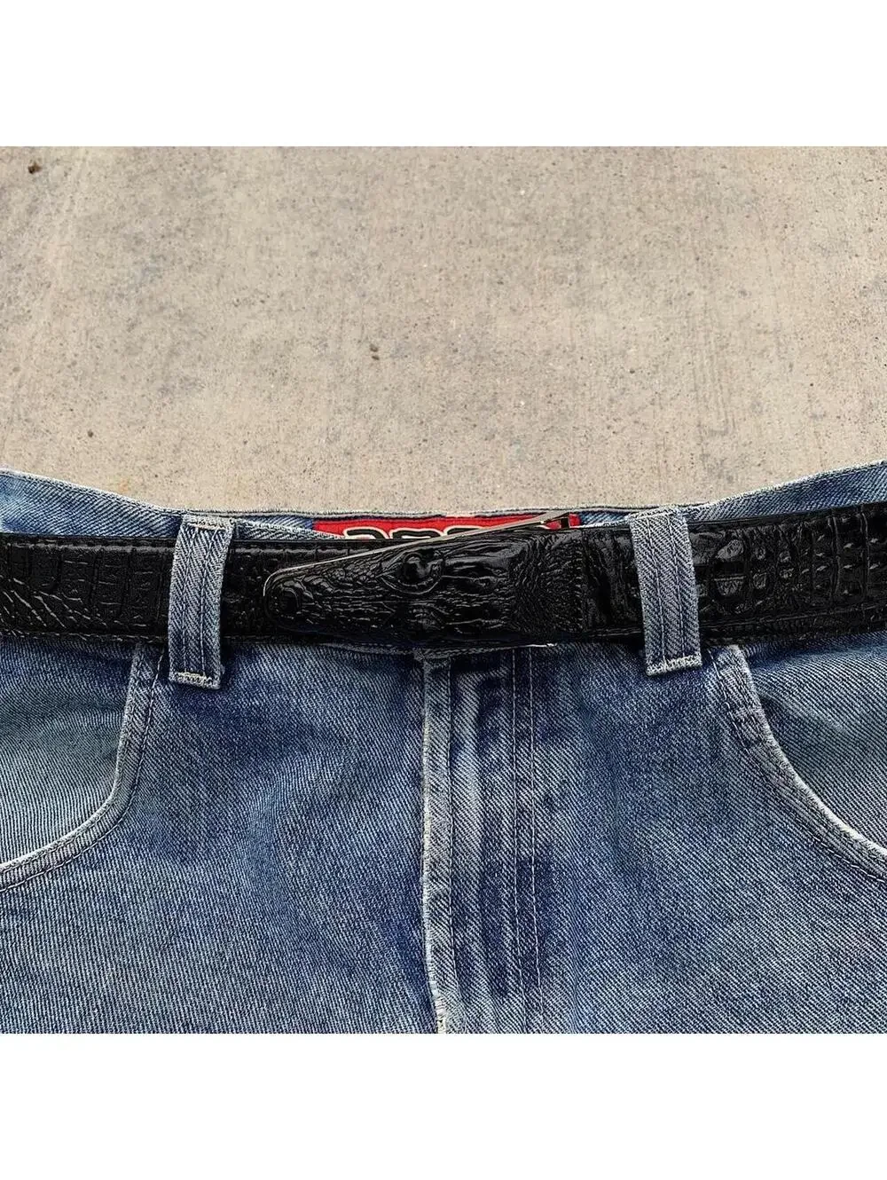 Crocodile Head belt buckle Leather belt. Super cool unique design and great qual